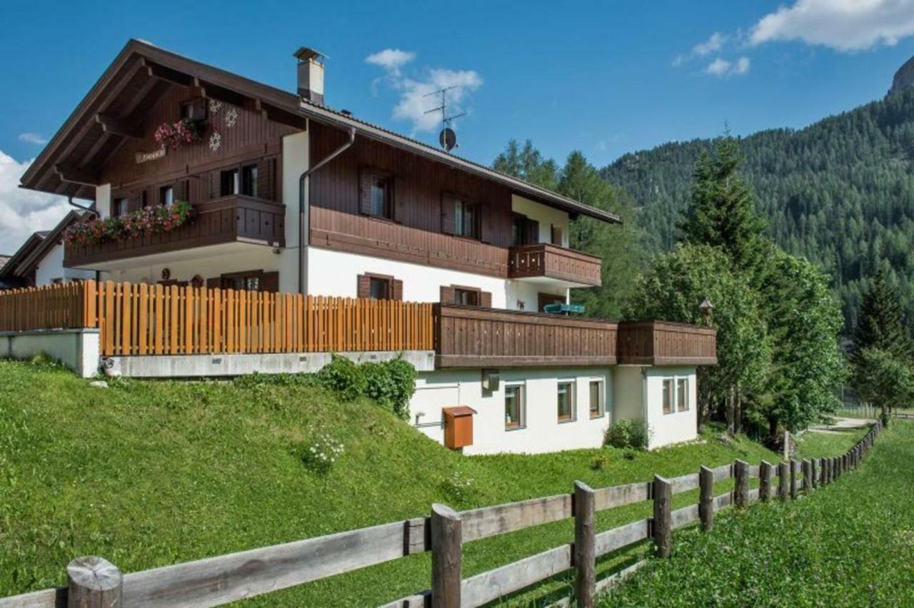 Apartments Fiordalisi Colfosco Zewnętrze zdjęcie